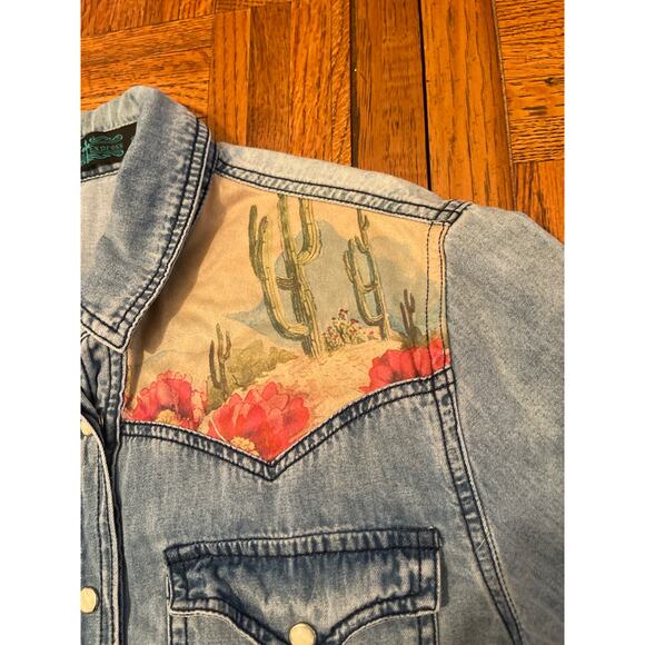 SEDONA SUNSET CACTUS SCENE WESTERN YOKE DENIM BUTTON DOWN SMALL - Picture 5 of 7
